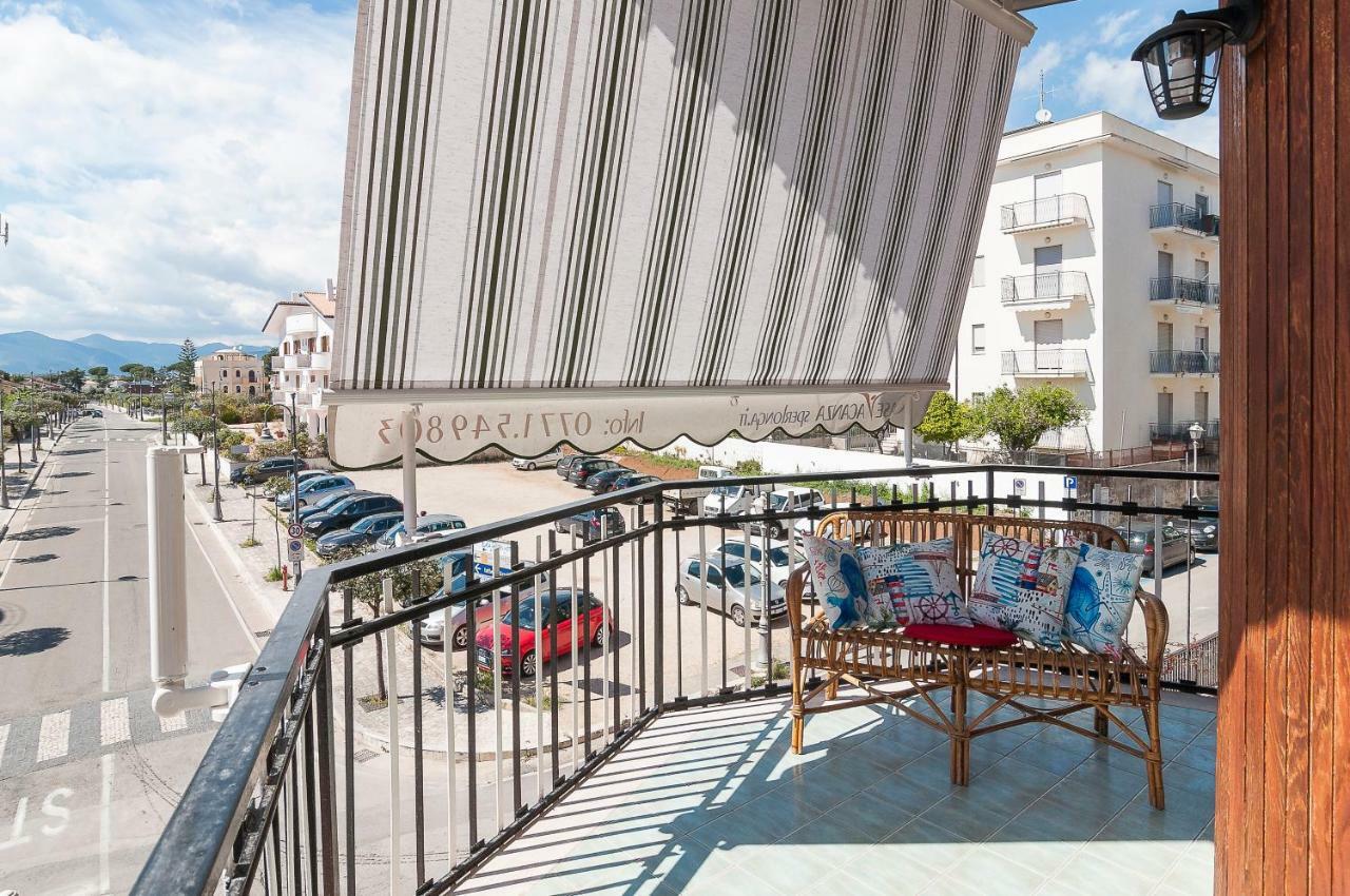 Casa Vacanza Flora Lejlighed Sperlonga Eksteriør billede